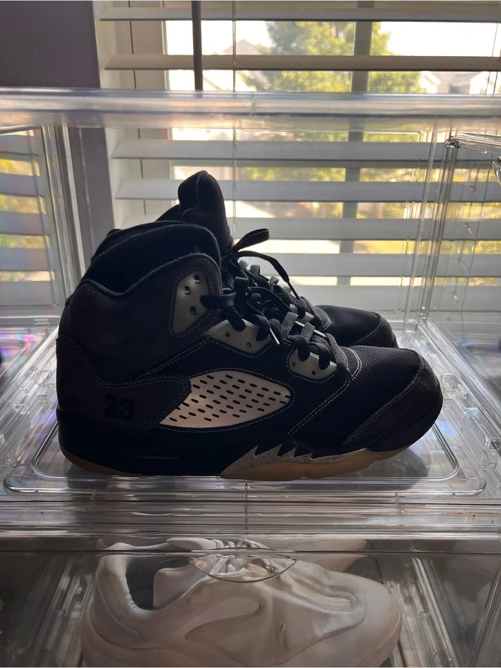 Air Jordan 5 Black/Anthracite Men’s Size 9 Used – Pre-Owned